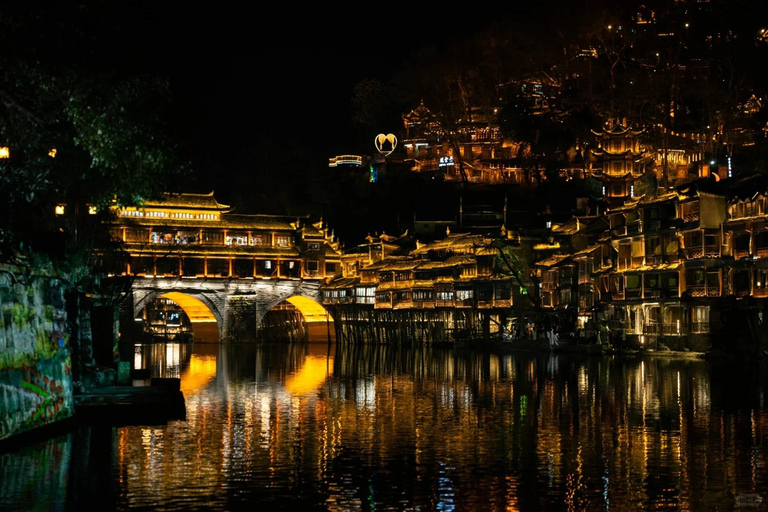 Exclusive VIP Zhangjiajie 5 Days and 4 Nights Private Tour Standard Package
