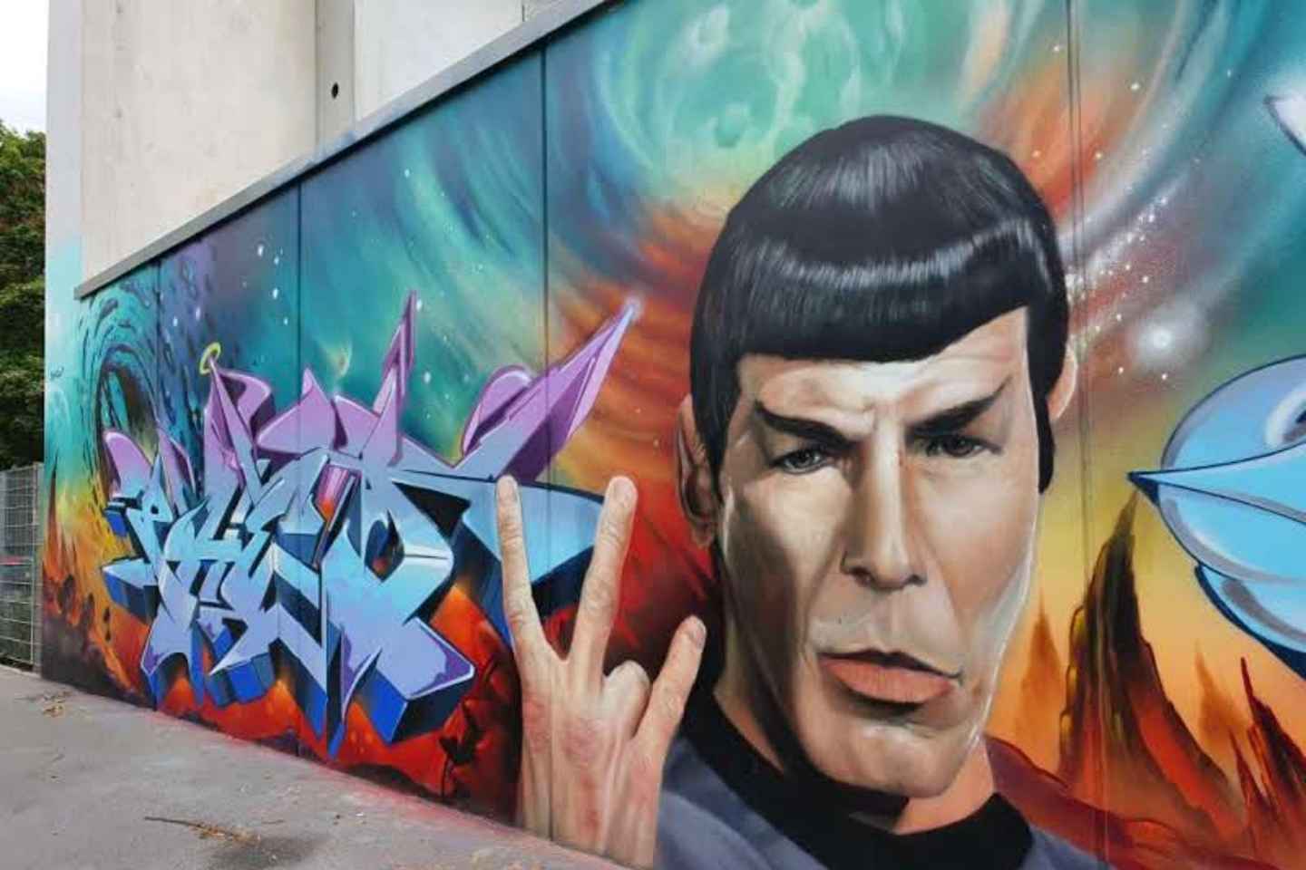 ストリートアート&壁画プライベートツアー