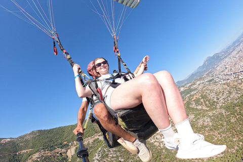 Antalya: Experiencia de Parapente con Traslados al Hotel