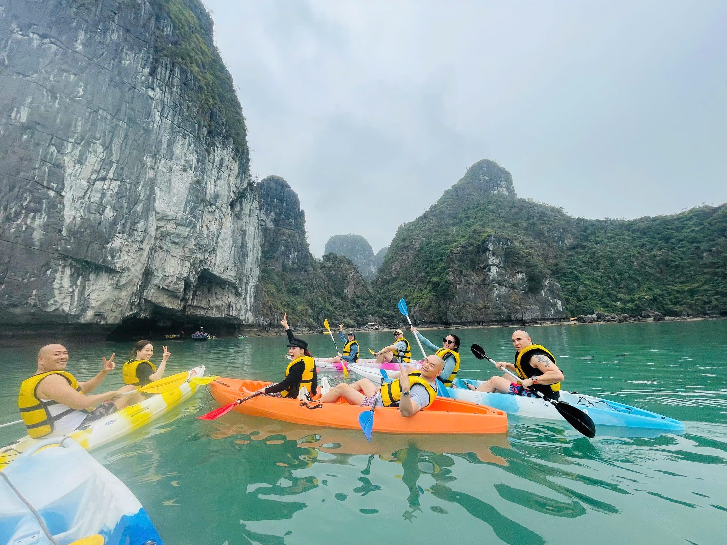 2 Tage Hanoi: Ninh Binh & Ha Long Bay