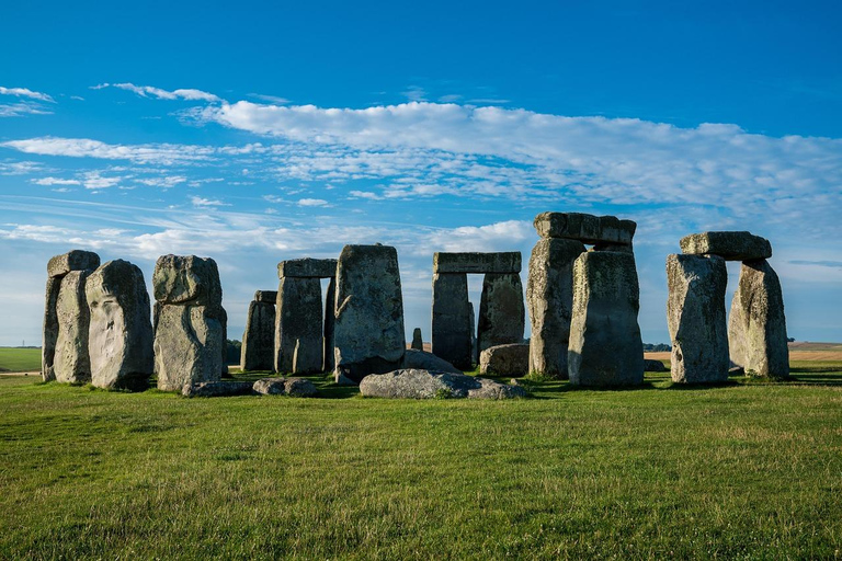 London: Stonehenge and Cotswolds Minibus day trip and ticket