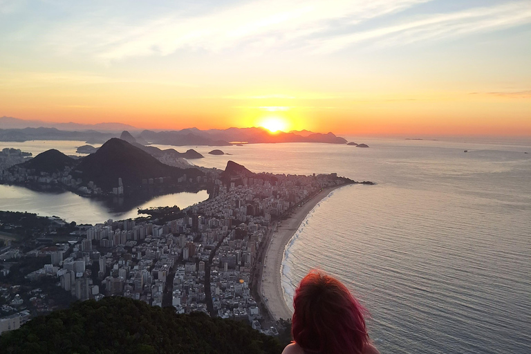 RIO DE JANEIRO:Two Brothers Hike &amp; Vidigal Favela experience