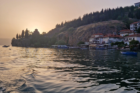 &quot;Tour privado de la ciudad: Descubre las joyas ocultas de Ohrid&quot;