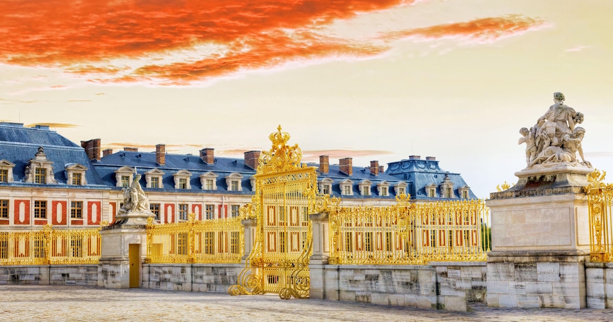 パリ発：デラックスミニバスによるヴェルサイユガイドツアー
