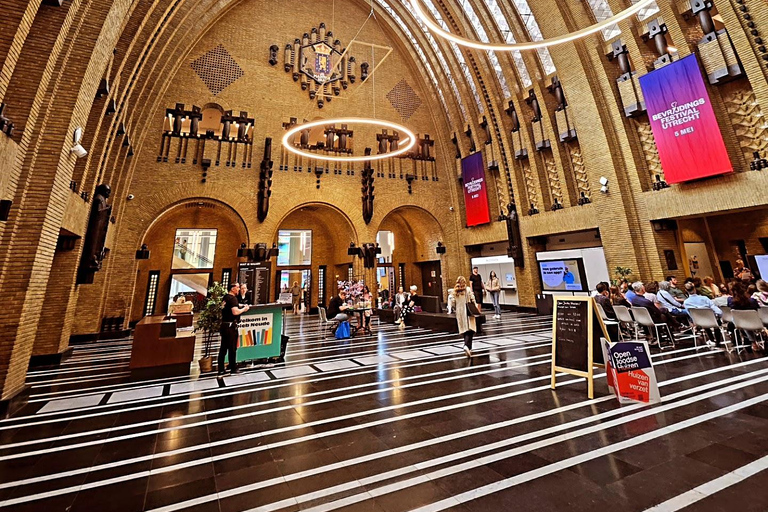 Utrecht: Private Walking Tour with a Local Guide