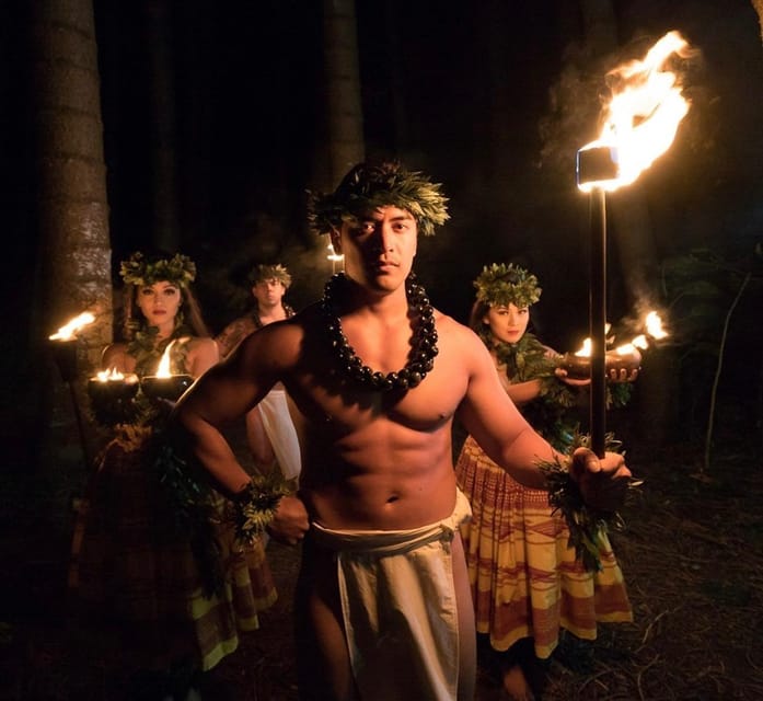 Daytona Beach, Luau with Polynesian Dinner and Live Show - Housity