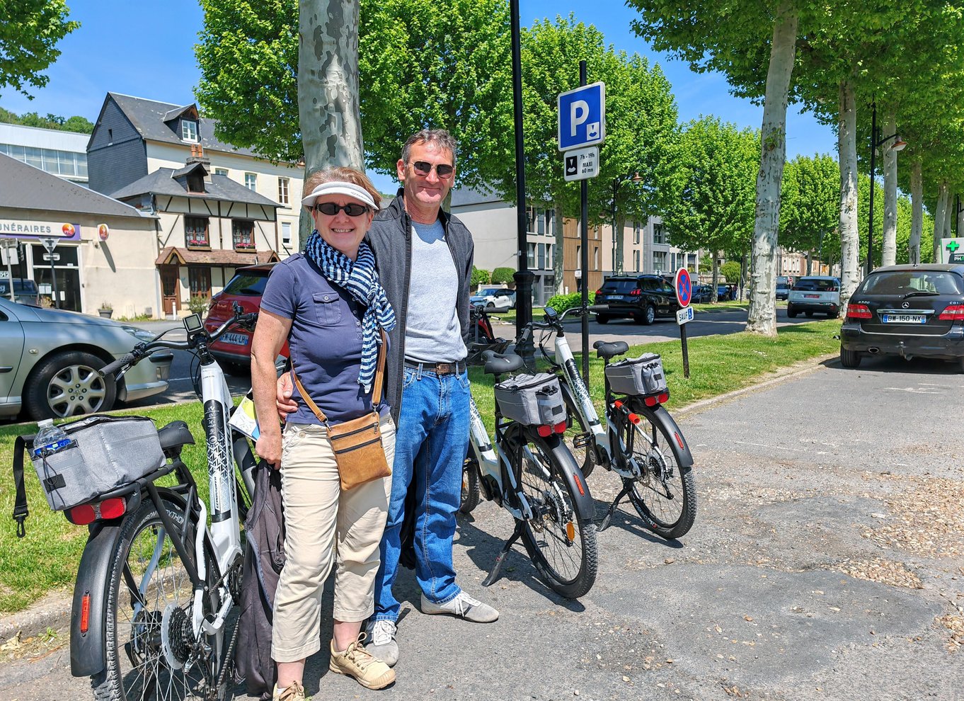 Honfleurs landemærker og perler på elcykel