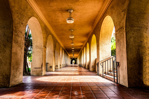 San Diego: Balboa Park & Bankers Hill Walking Tour Spanish language