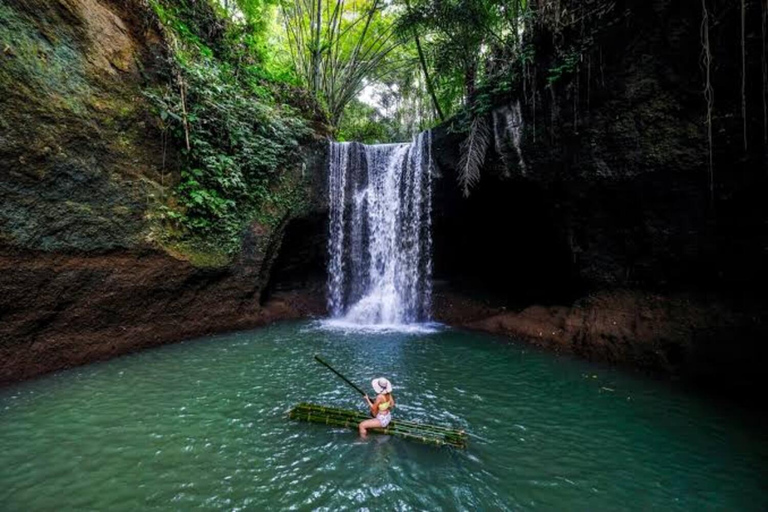 Ubud: Cascadas, Templo del Agua y Terrazas de Arroz Tour privadoTour privado con entrada Tikets