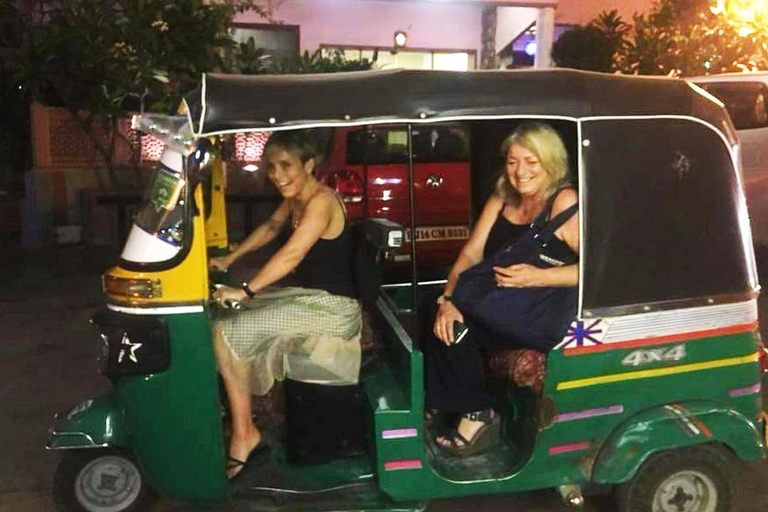 Jaipur: Privat heldags stadsrundtur med Tuk-Tuk med upphämtningTukTuk &amp; förare