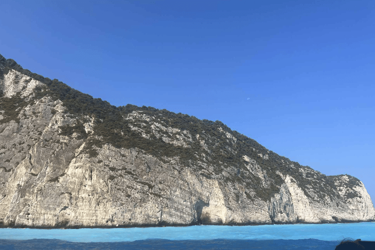 Zakynthos: Rejs dookoła wyspy i żółwie przez EuroskyWrak statku Blue Caves &amp; Turtles Island Ceri Caves