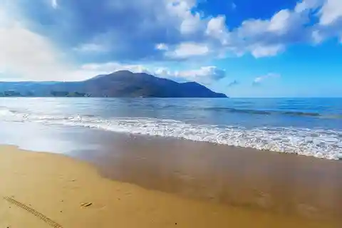 Crociera di un giorno nella baia di Georgioupolis dal porto di Rethymno