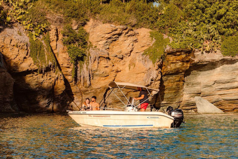 Plaża Lygaria: safari łodzią