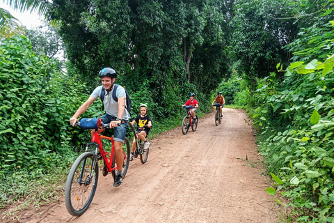 Battambang: Cykeltur för lokala försörjningsmöjligheter