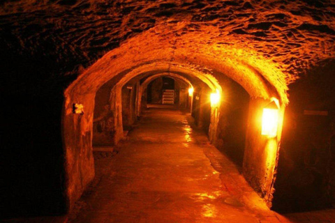 Nuremberg: Old Town and Rock Walk Guided Tour Combo Nuremberg: Combined Guided Tour: Old Town Walking Tour and Cliff Walks