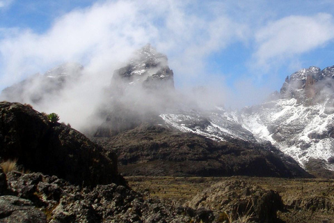 Climbing Mount Kenya in 5days via the Chogoria Sirimon Route