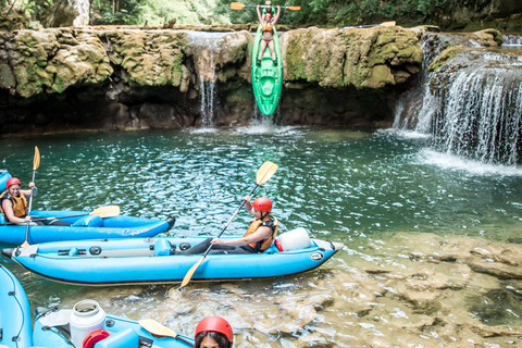 Da Zagabria: Kayak di Mrežnica e villaggio di Rastoke - escursione giornaliera