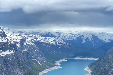 Full Day Hiking Adventure from Bergen to Trolltunga