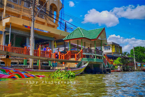 Bangkok: Damnoen Saduak Floating Market and Maeklong Railway