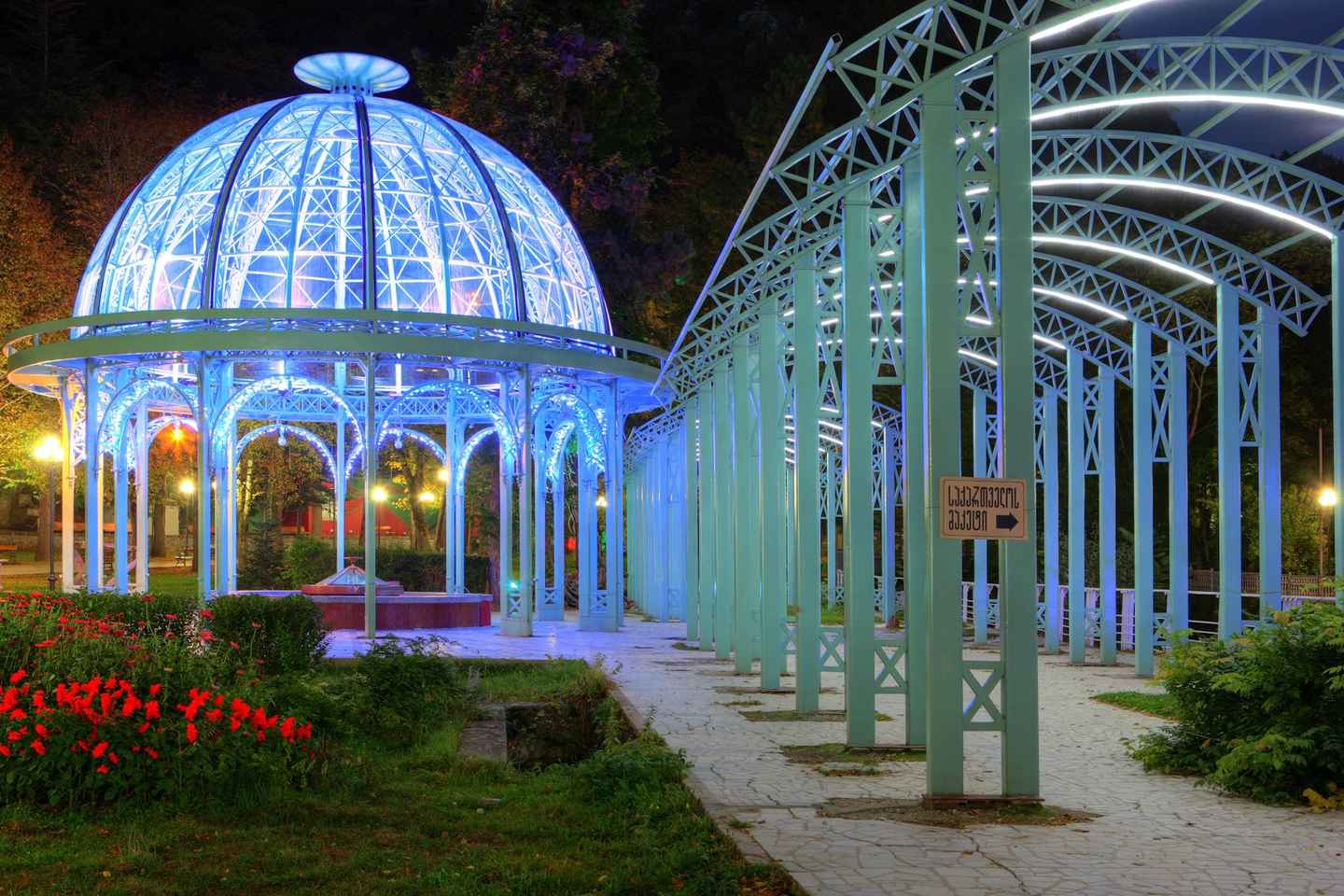 From Tbilisi: Borjomi, Rabati, and Vardzia Guided Day Trip