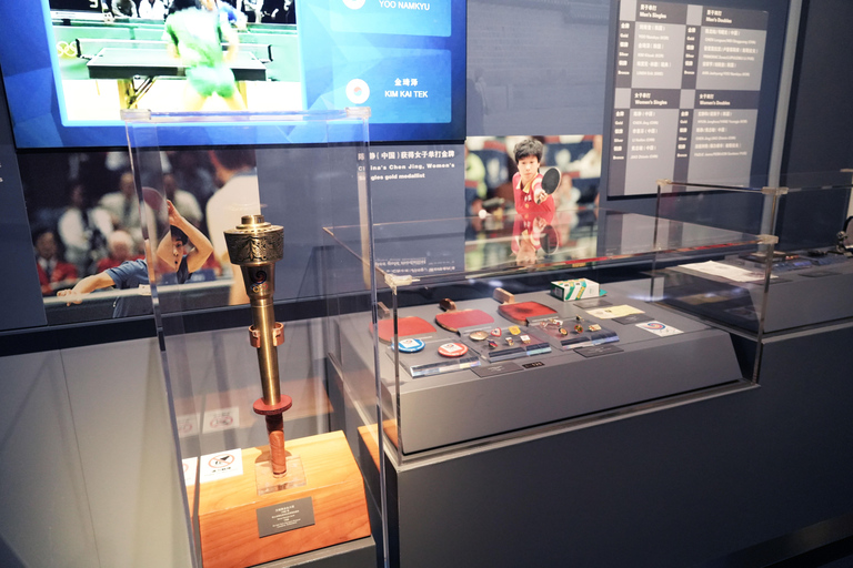 Shanghai: Table Tennis Museum Tour with Practice Session