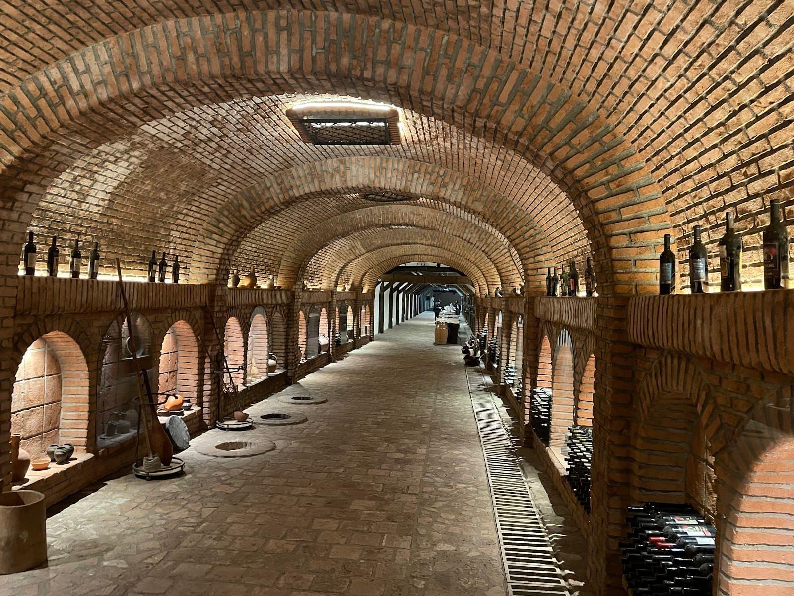 Ab Tiflis: Private Tour nach Kachetien mit Weinhöhle