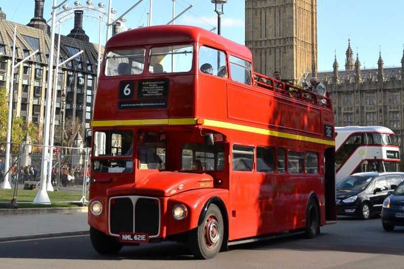 buckingham palace bus tour