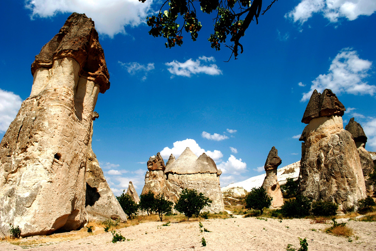 Rode tour door Cappadocië met lunch en museumtickets (kleine groep)Cappadocië rode tour met lunch en museumtickets kleine groep