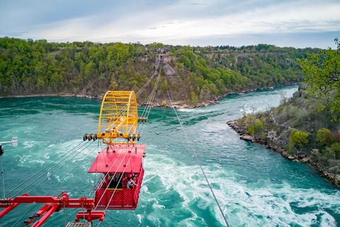 Niagara : Visite en Tesla avec l&#039;horloge florale, le bain à remous et les chutes