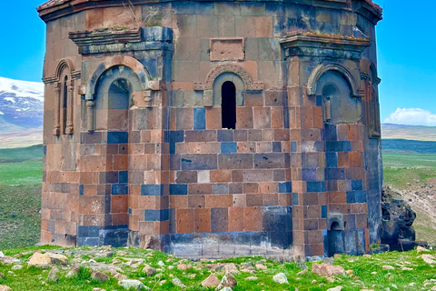 4-Day Lake Van, Kars, Ani, Doğubeyazıt and Mount Ararad Tour All-included option (pick up/drop off Istanbul hotels