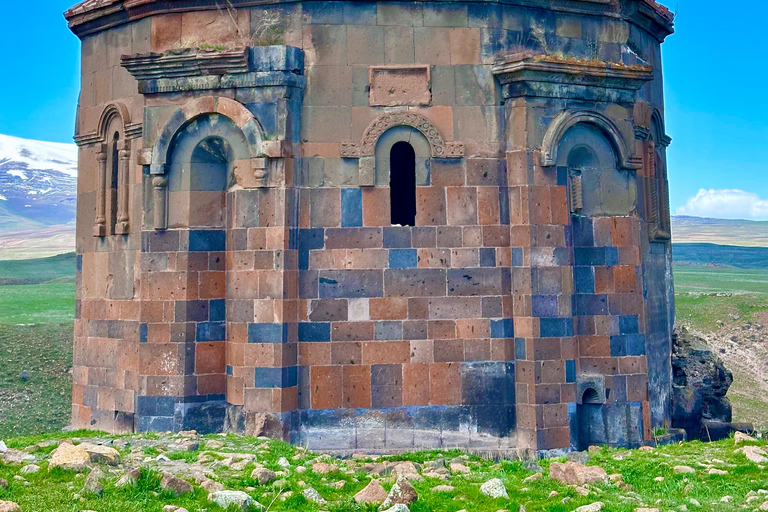 4-Day Lake Van, Kars, Ani, Doğubeyazıt and Mount Ararad Tour All-included option (pick up/drop off Istanbul hotels