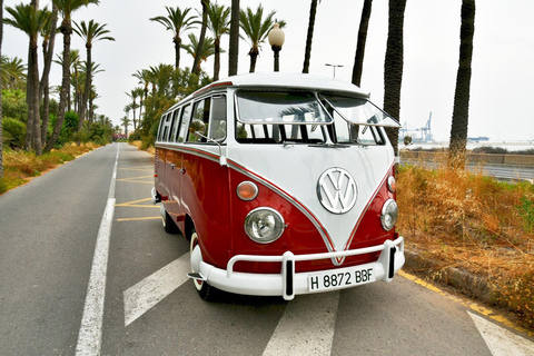 Circuit vintage autour d&#039;Alicante dans d&#039;authentiques fourgonnettes Kombi T1