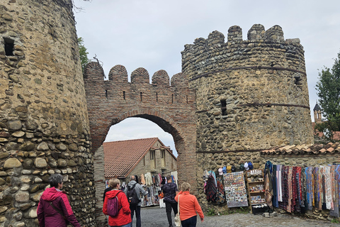 From Tbilisi: Kakheti Wine Journey with Sighnaghi and Telavi