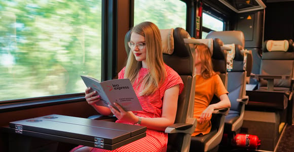 Prague: Express Train Transfer Ticket to and from Krakow