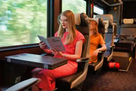 Prague : Billet de transfert en train express à destination et en provenance de Cracovie