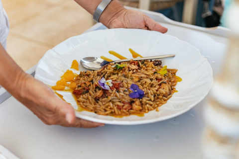 Fira : Visite guidée à pied pour les gourmets avec dégustations