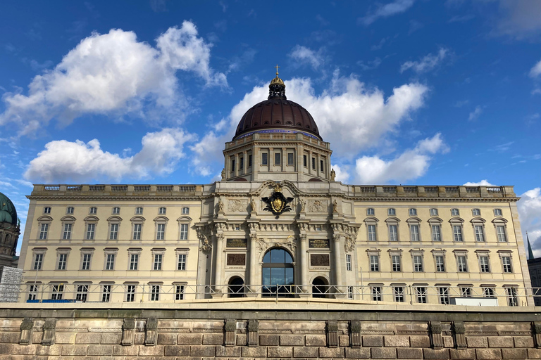 Berlín: Visita guiada del Palacio por una persona con información privilegiada