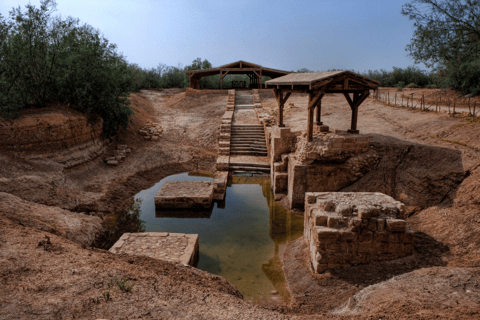 Do Mar Morto /Swemeh: Monte Nebo, Madaba e local do batismoTour somente com transporte