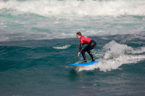 Puerto de la Cruz: Have your first surfing experience at Playa Martiánez