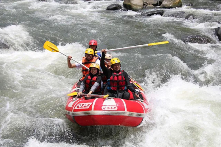 Nepal van Java Village & Elo River Rafting Tour