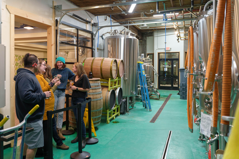 Juneau: Craft Beer and Brewery Tour with Scenic Stops