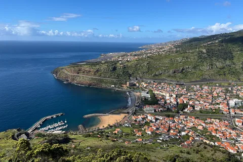 Santana: 4x4 Full-Day Tour to Northeast of Madeira Island