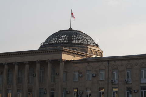 Vanuit Tbilisi: Gori per trein - Stalinmuseum en verborgen parelsPrivé-ervaring