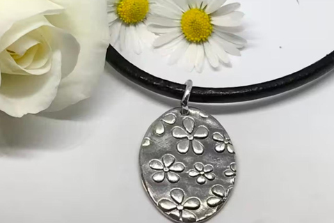 Design and make silver jewelry in Cambridge