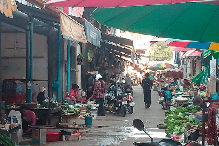 Siem Reap: 7 Iconic Highlights & Hidden Gems by Tuk-Tuk