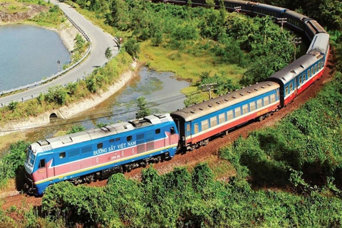 Sleeping Train Railway between Ha Noi and Sapa (Lao Cai) The route Ha Noi to Sapa (Lao Cai)
