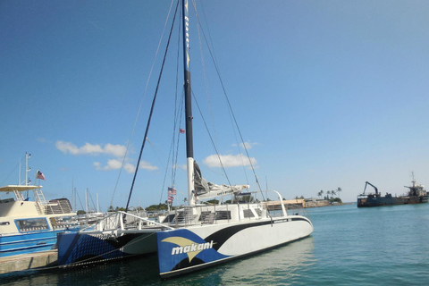 Waikiki: Friday Night Fireworks Catamaran Sail Pickup from Local Hotels