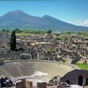 Pompeii: Guided Tour with Archaeologist and licensed guide