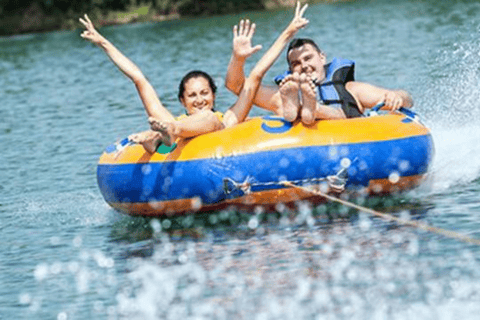 Dubaj: Donut Ride — wodna przygoda z transferemDubaj: Przygoda wodna z przejazdem i przejażdżką na dmuchanych oponach