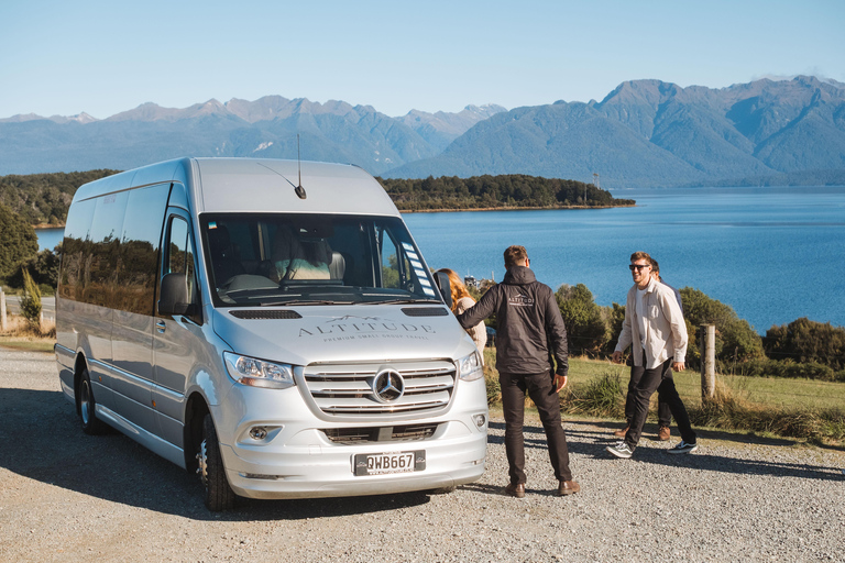 Milford Sound Small-Group Glass-Roof Tour from Queenstown Glass-Roof with a Fixed Wing Flyback